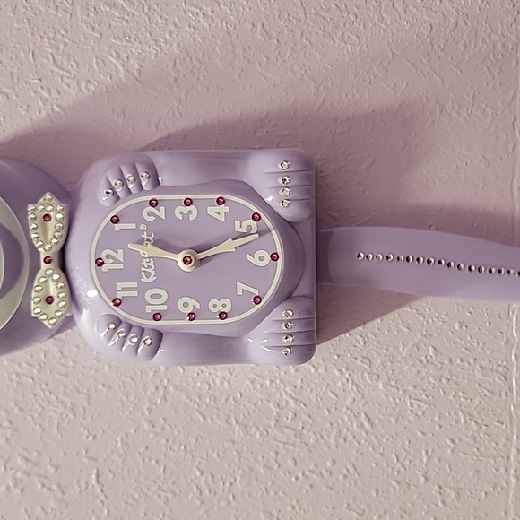 RARE Jeweled Pastel Lilac Kit Kat Cat Klock Clock - Picture 3 of 5
